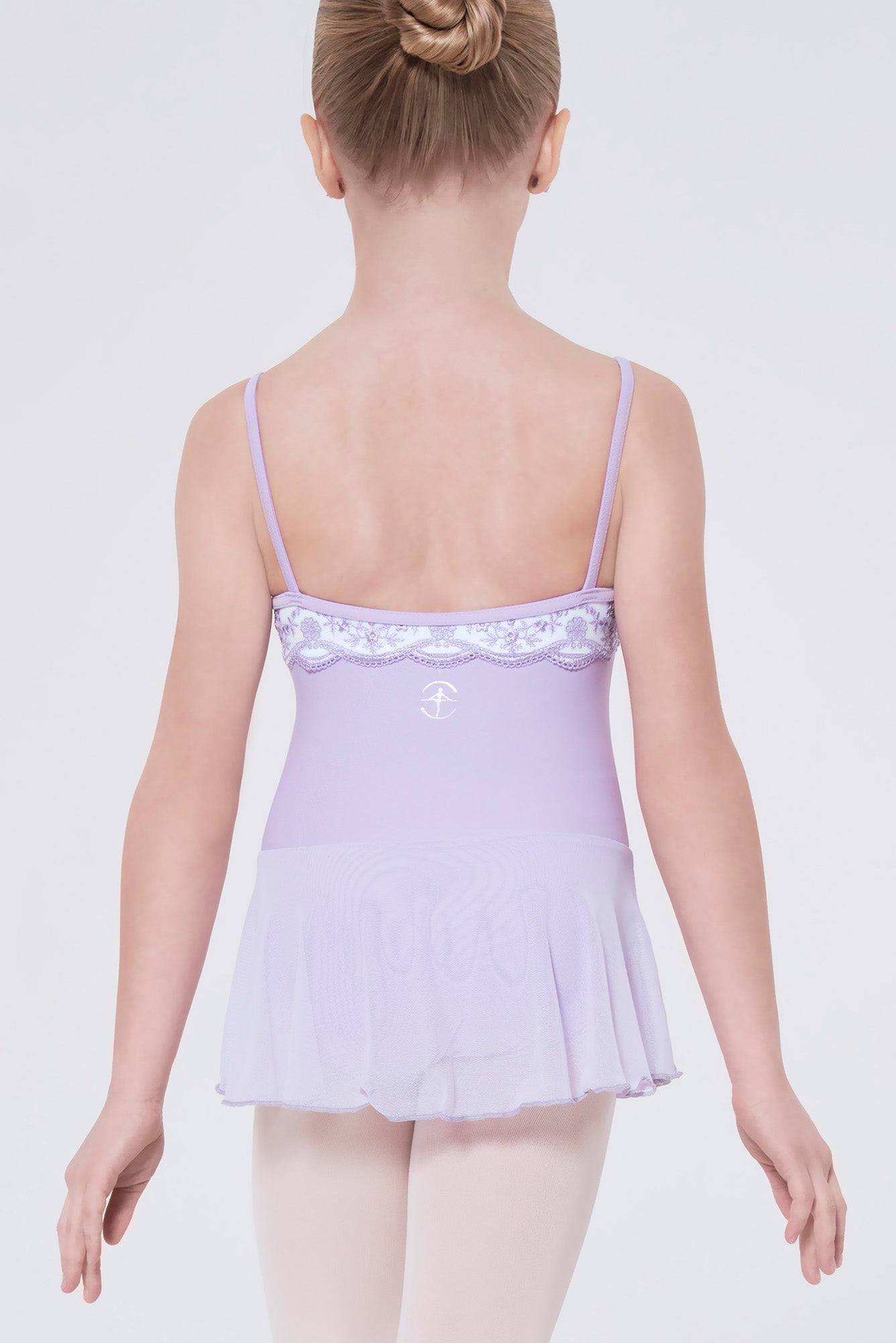 #couleur_lilac / white
