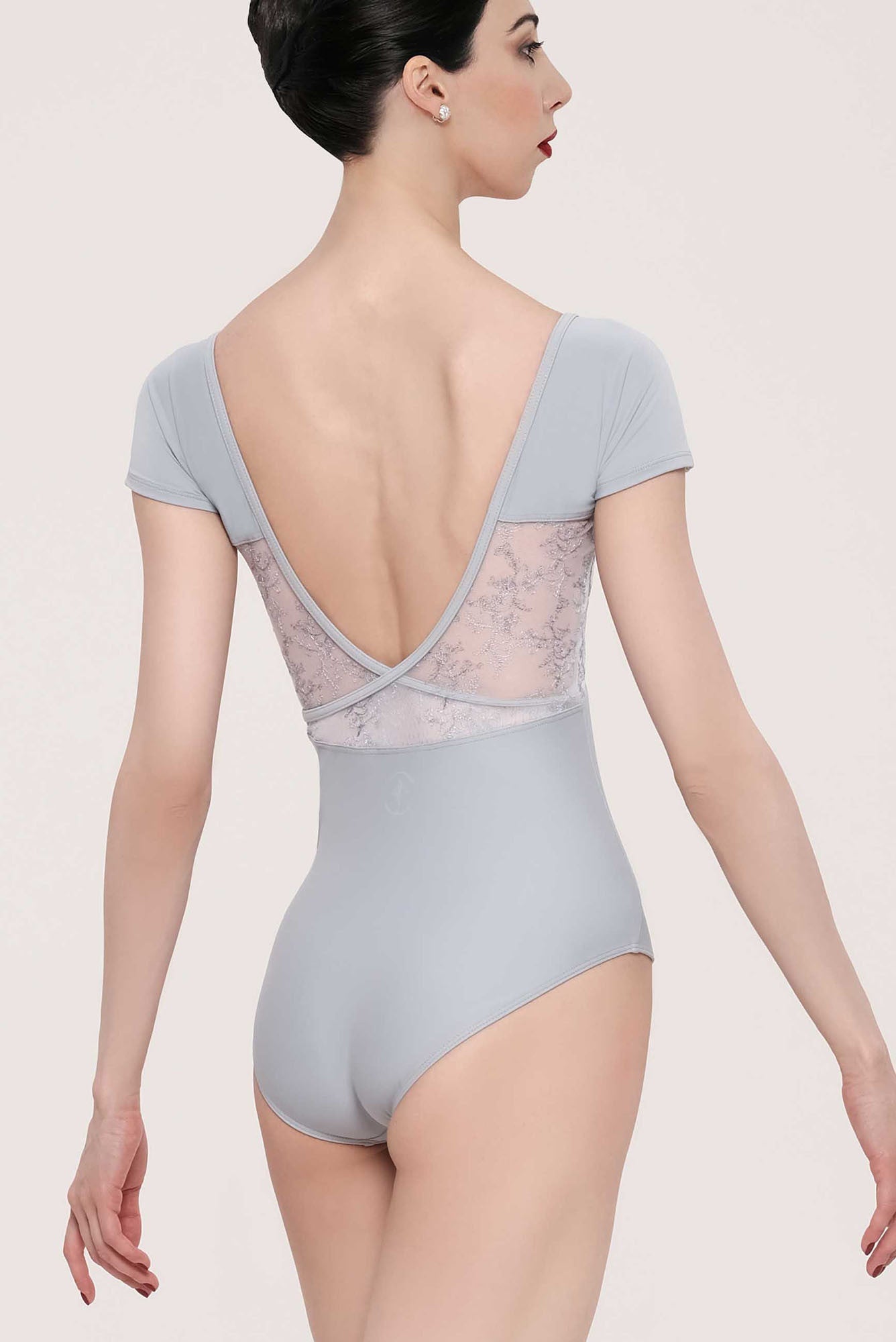 #couleur_light grey