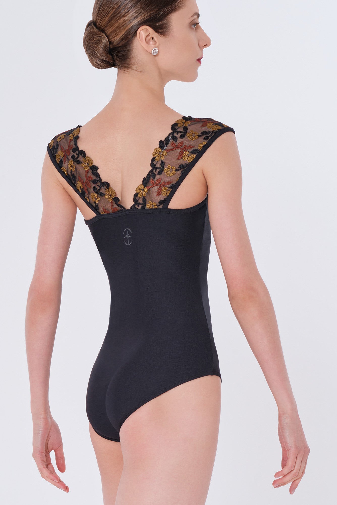 #couleur_black / bronze