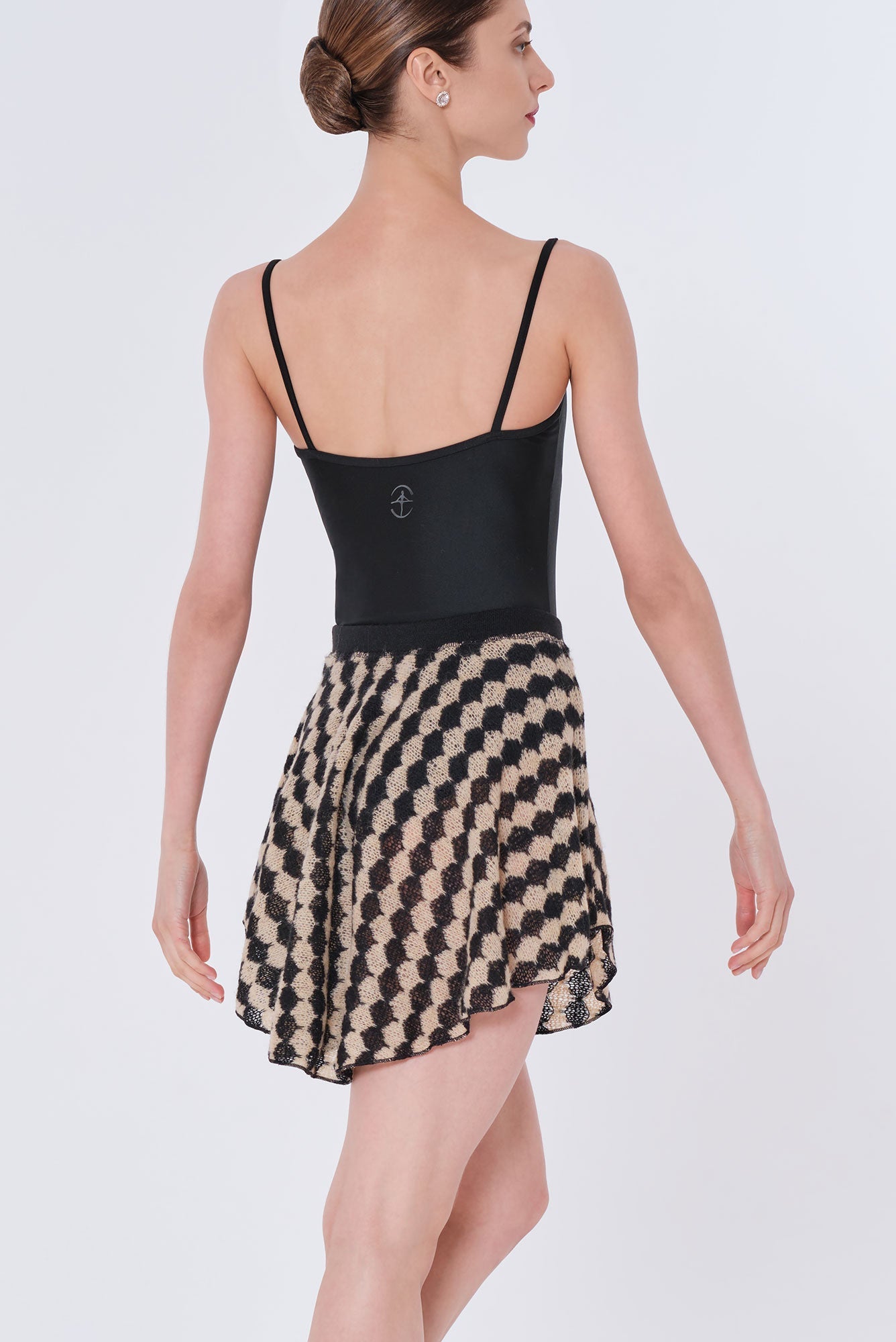#couleur_black / beige