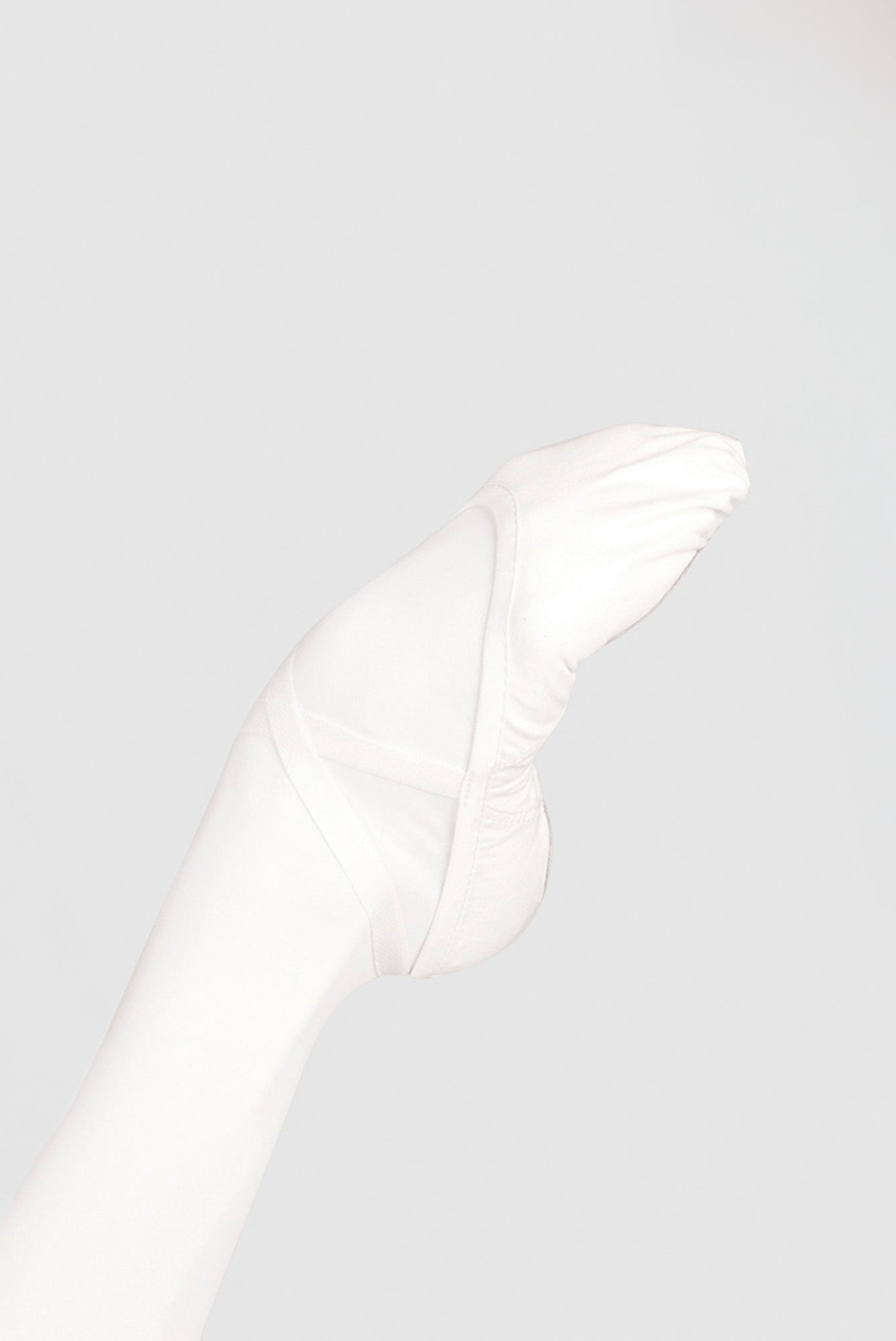 VESTA - WHITE